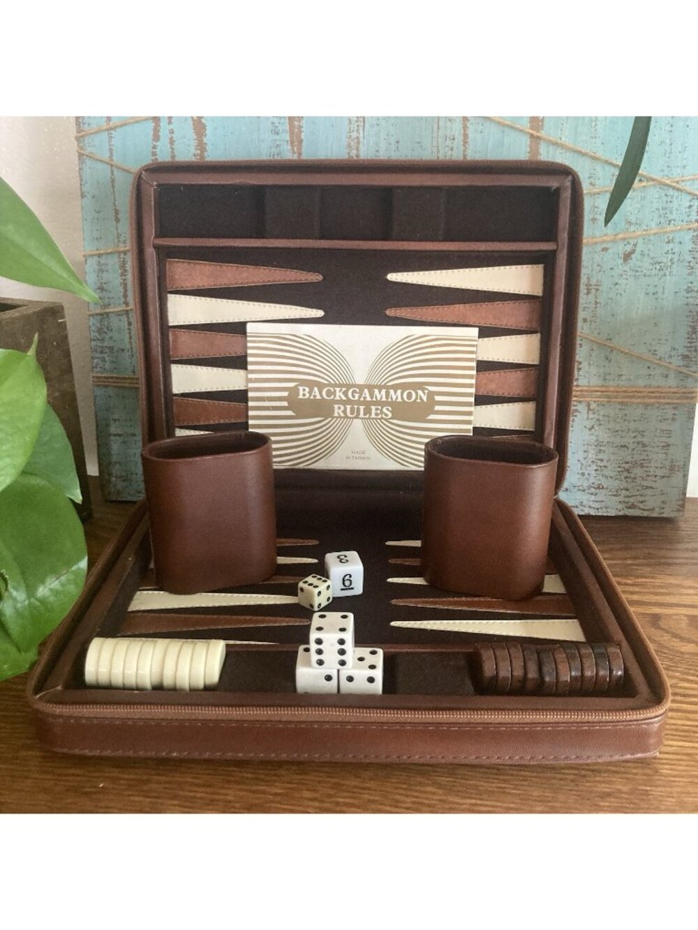 Vintage Brown Faux Leather Mini Travel Magnetic Backgammon Set  Case READ